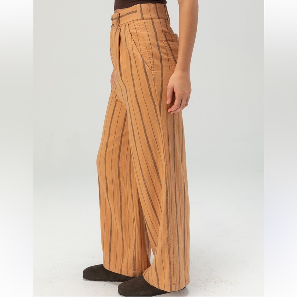 NWT Billabong
Tailor Made High Rise Wide Leg Trousers - Picture 2 of 14